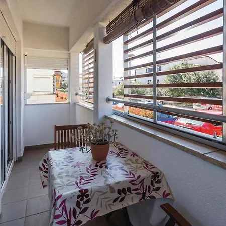 Lovely In With Kitchen Apartment Umag